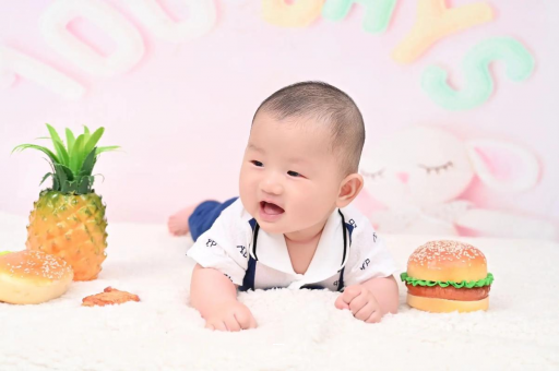 文山宝宝肚子胀拉稀怎么办